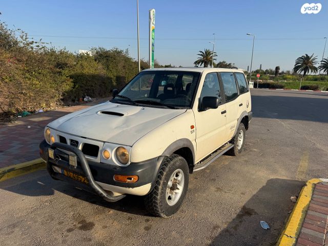 מודעת רכב ניסאן טראנו