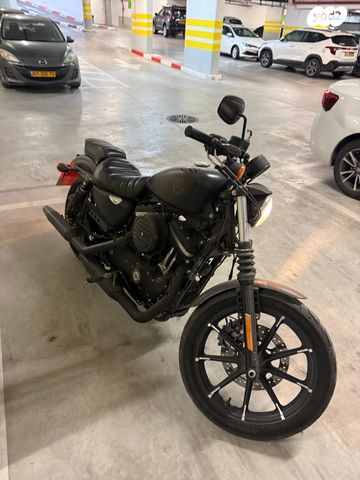 מודעת רכב הרלי דיווידסון איירון 883