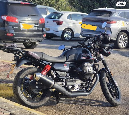 מודעת רכב מוטוגוצי V7 Stone ABS