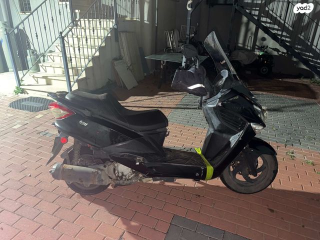 מודעת רכב סאן יאנג ג'וי רייד 125