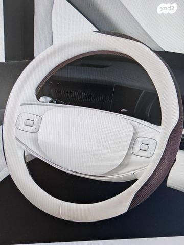 feedItemObj.data.row_1