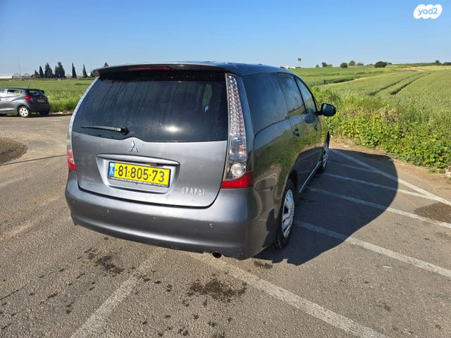 מודעת רכב מיצובישי גרנדיס 2