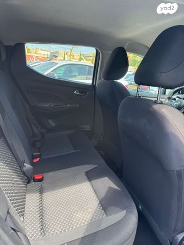 מודעת רכב ניסאן מיקרה 2