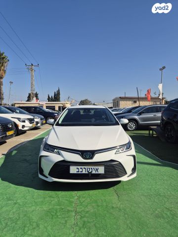 מודעת רכב טויוטה קורולה 1