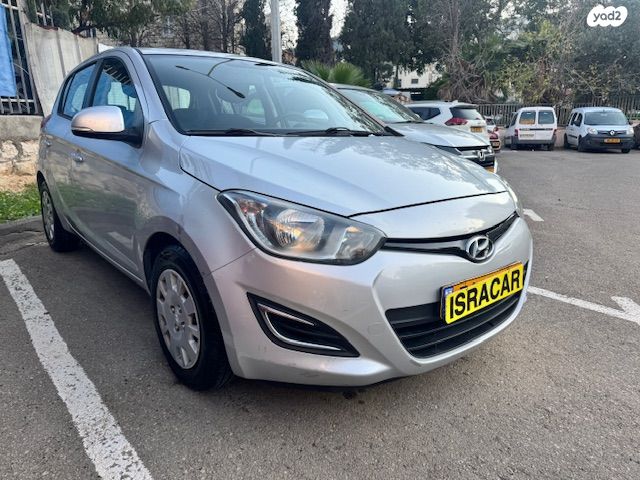 מודעת רכב יונדאי i20