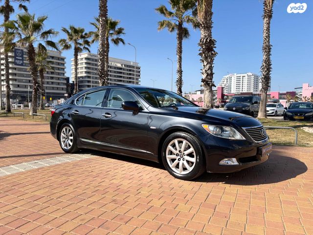 מודעת רכב לקסוס LS