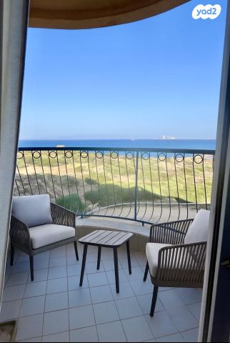 שדרות רחבעם זאבי 2