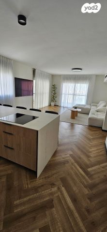 אסירי ציון 24