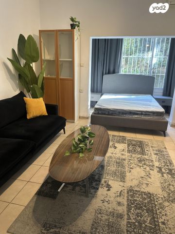 משמר הגבול 9