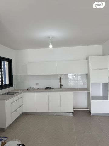 הרב מרדכי אליהו 23