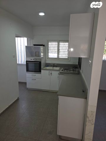 נחום סוקולוב 30