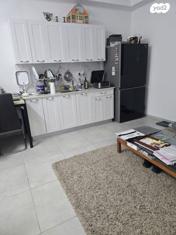 שולמית אלוני 7