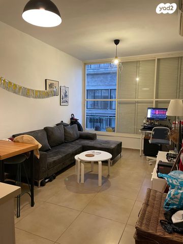 שלומציון המלכה 69