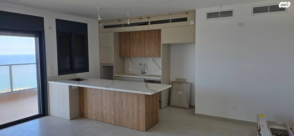 אמנון ליפקין שחק 4