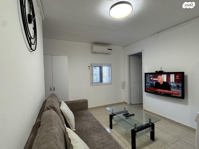 לוס אנג'לס 38