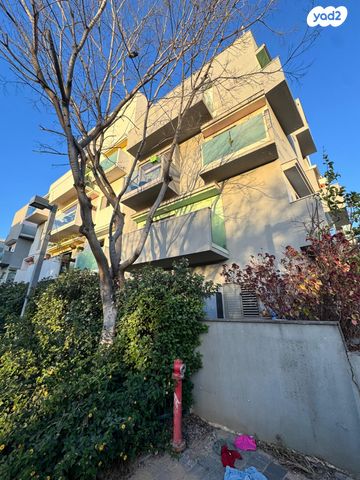 דירת גן, צהלון, שיכוני חסכון, תל אביב יפו