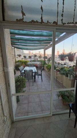 דירה למכירה בירושלים (תיווך) — 2