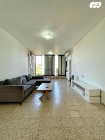 מודעת נכס, דרך עכו חיפה 83, מוצקין הותיקה, קרית מוצקין