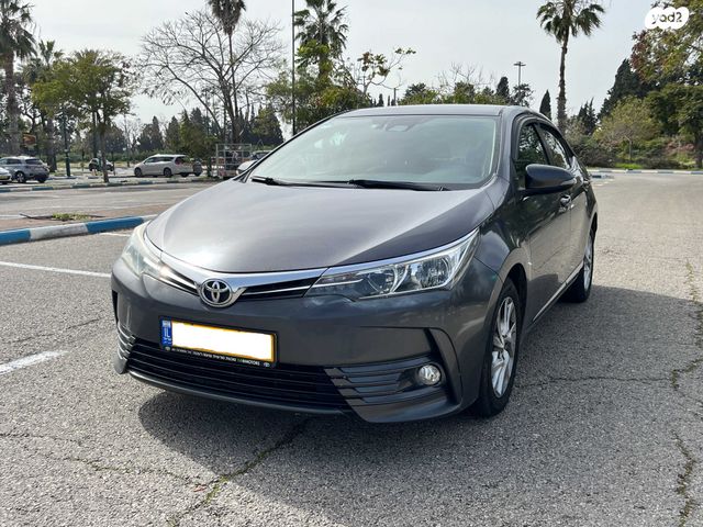 מודעת רכב טויוטה קורולה
