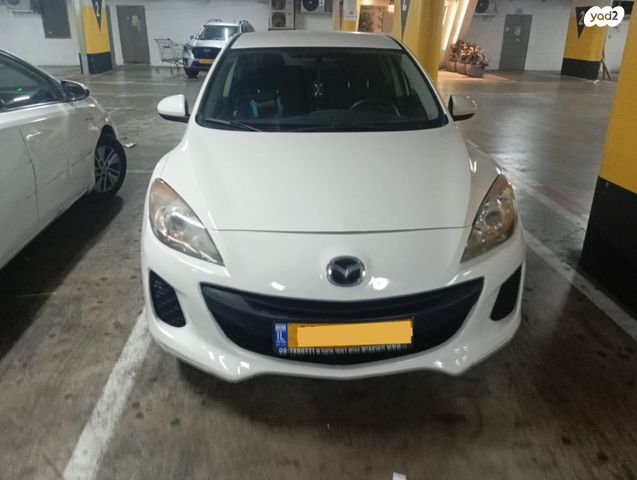 מודעת רכב מאזדה 3