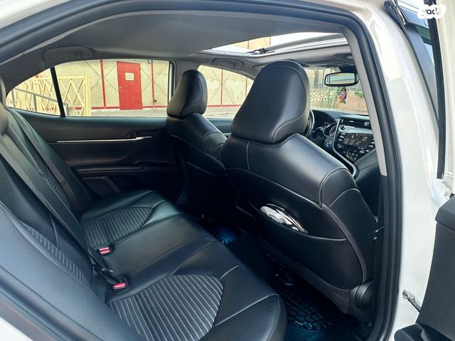 מודעת רכב טויוטה קאמרי