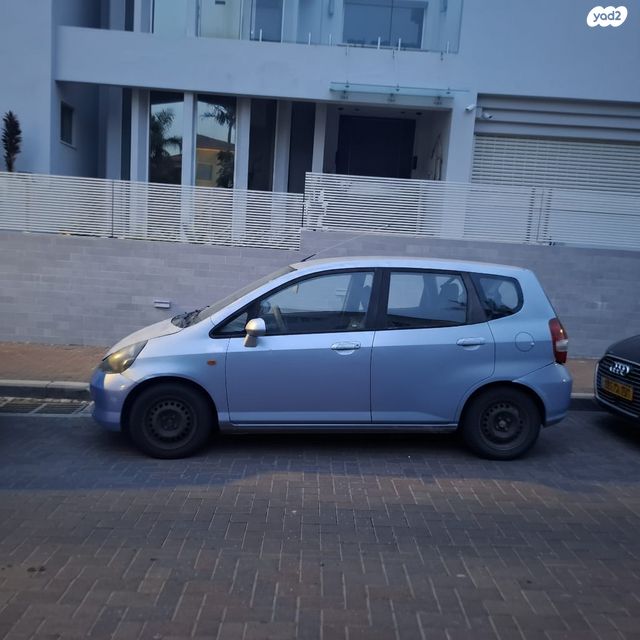 מודעת רכב הונדה ג'אז