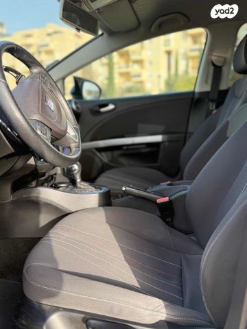 מודעת רכב סיאט לאון