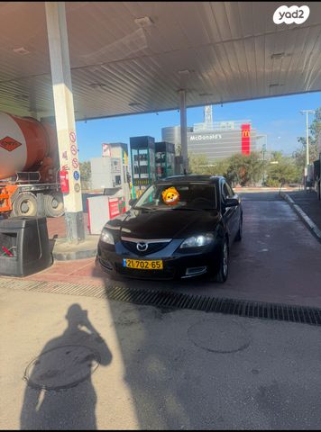 מודעת רכב מאזדה 3