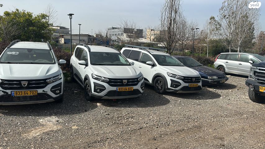 מודעת רכב דאצ'יה ג׳וגר