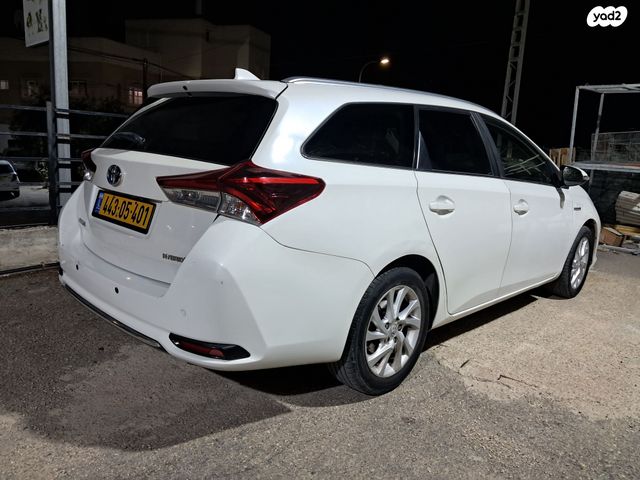 מודעת רכב טויוטה אוריס