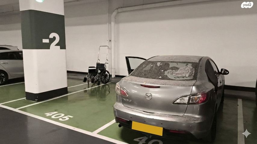 מודעת רכב מאזדה 3