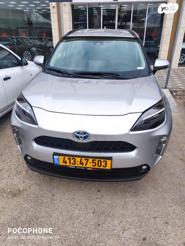 מודעת רכב טויוטה יאריס קרוס