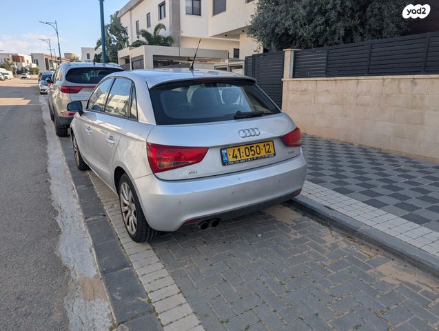 מודעת רכב אאודי A1