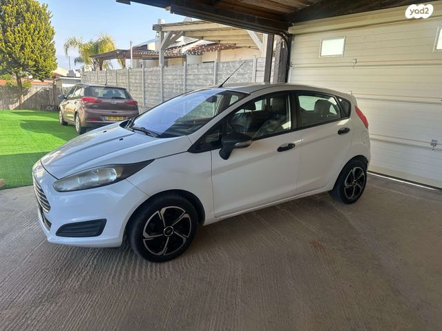 מודעת רכב פורד פיאסטה