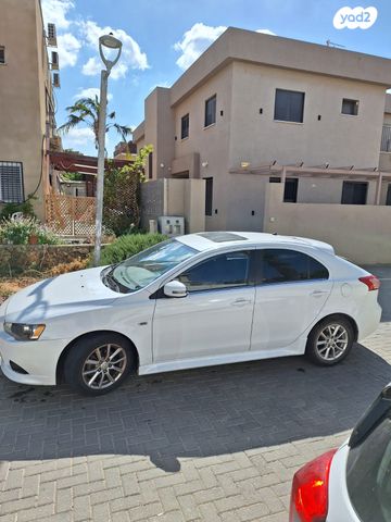 מודעת רכב מיצובישי לנסר