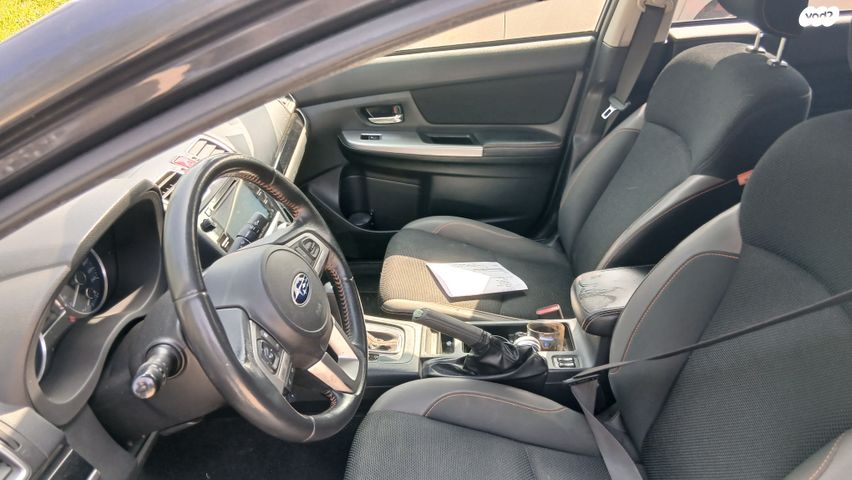 מודעת רכב סובארו XV