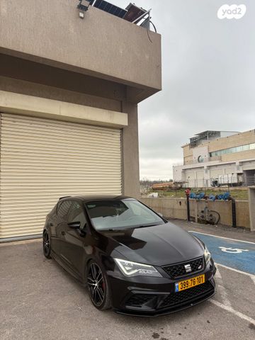 מודעת רכב סיאט לאון