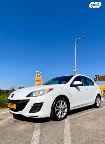 מודעת רכב מאזדה 3