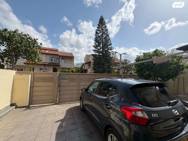 מודעת רכב יונדאי i10