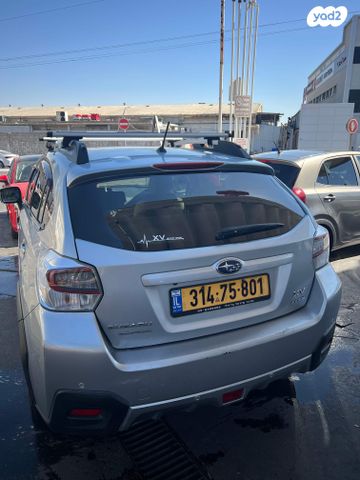 מודעת רכב סובארו XV