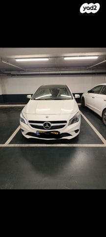 מודעת רכב מרצדס-בנץ CLA