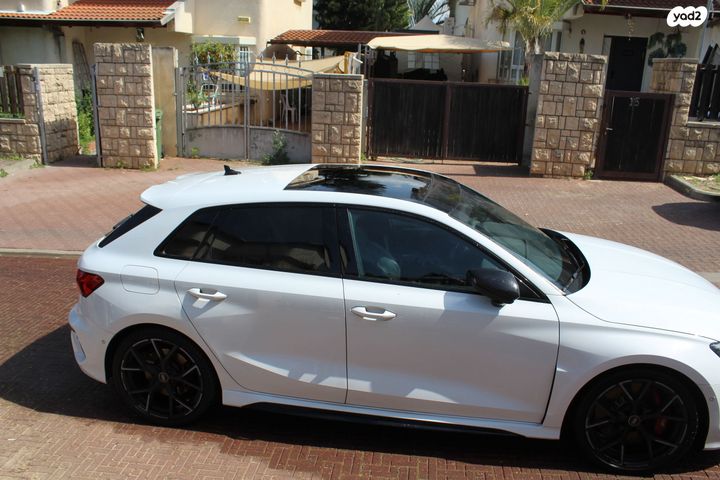 מודעת רכב אאודי RS 3