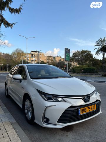 מודעת רכב טויוטה קורולה