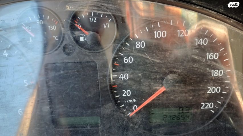 מודעת רכב פולקסווגן טרנספורטר