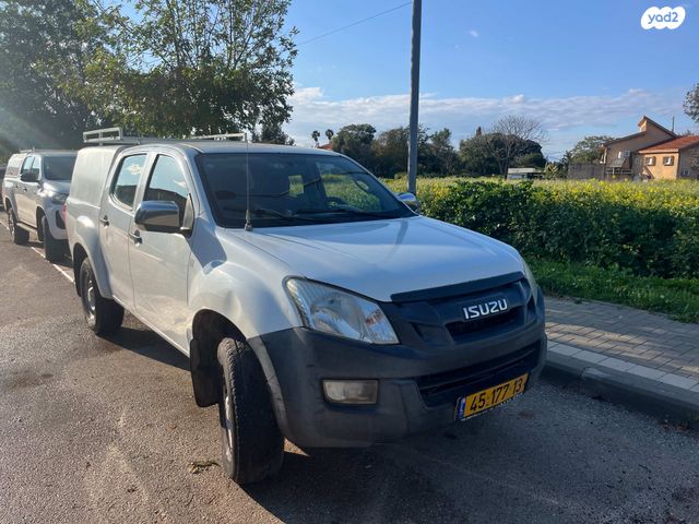 מודעת רכב איסוזו די-מקס