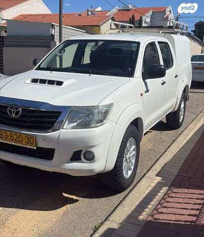 מודעת רכב טויוטה היילקס