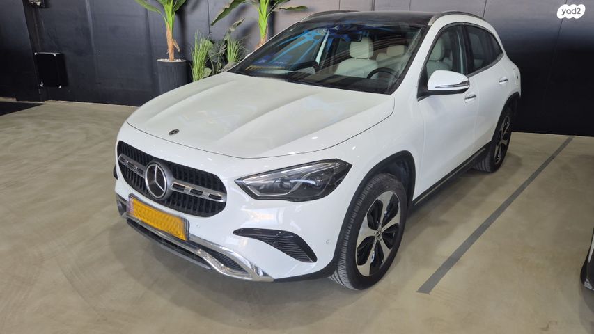 מודעת רכב מרצדס-בנץ GLA