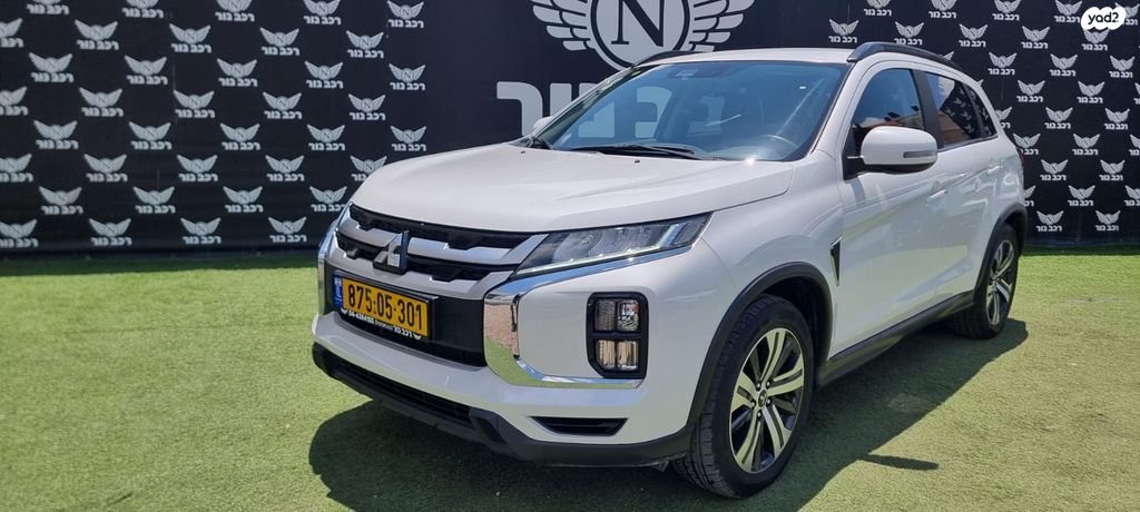 מודעת רכב מיצובישי ASX