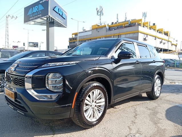 מודעת רכב מיצובישי אאוטלנדר 1