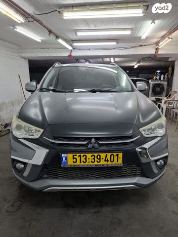 מודעת רכב מיצובישי ASX